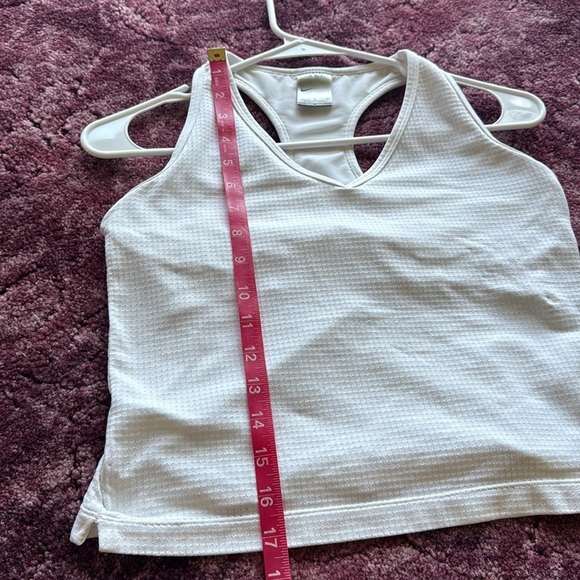 Nike White V-Neck Women's Athletic Dri Fit Crop Top size M - Picture 7 of 7